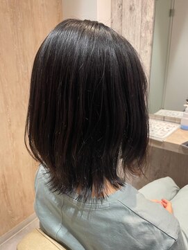 エヌアンドエー せんげん台店(N&A) 大人かわいいミディアムボブ グレイカラーハイライト