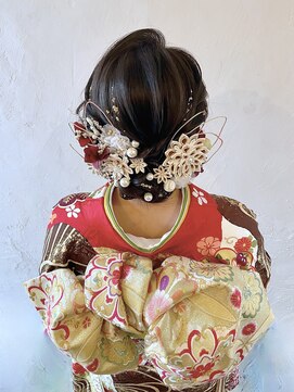 タクミ(Takumi) 振袖シニヨン