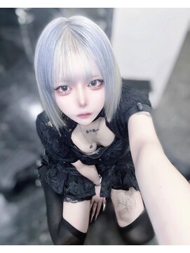 リアイス(Re:ICE) 地雷系ツートーンボブホワイトブルー