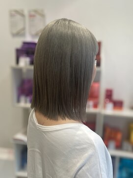 アッシュ 中目黒店(Ash) プラチナホワイトグレージュ