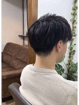 カノン(kanon) ツーブロック刈り上げスタイル