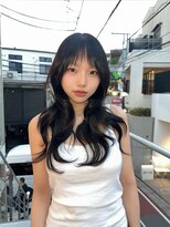 ローレン(Rollen) シールエクステで作る黒髪ロングレイヤーカット/ハッシュカット
