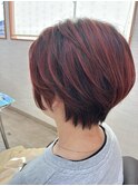 レッド系ハイライト×ショートスタイル