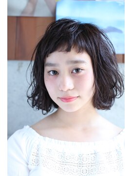 ファム(FAM) ショートバングウェーブ