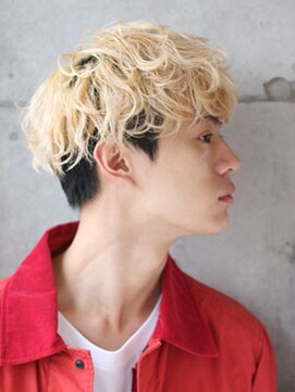 マイロ(mailo) 刈り上げグランジパーマ×ハイトーンクラウドマッシュ