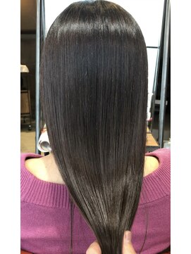 インス(ensue) ◇ インスタ人気★艶髪×大人のミルクティーカラー◇中島