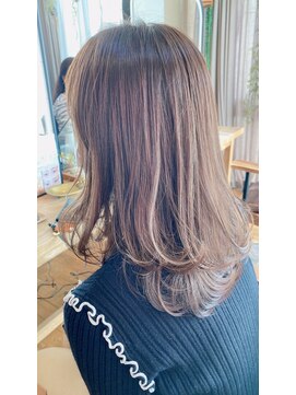 ヘアスペース リズム グリーン(Hair space Rizm green) ラベンダーアッシュ 30代40代50代60代