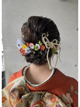 プッティ (putti) 振袖ヘア