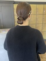 ヘアーアイスカルテット(HAIR ICI QUARTET) ヘアセットヘアアレンジタイトシニヨン二次会パーティー