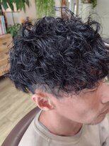 トイロ ヘアアンドスパ(10iRo hair & spa) 波巻きメンズパーマ