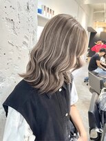 ブレンド 渋谷(BLend)&nbsp;前髪ハイライトカラーこなれミディイメチェンウェーブパーマ