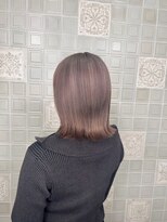 ピンクベージュロブ
