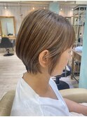 耳かけショート×シークレットハイライト