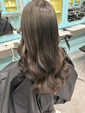 ノー バイ イオエ 西梅田(no. by ioe) ブリーチなしカラー/髪質改善/ミルクティーベージュ/小顔へア