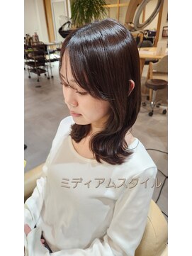 キレイコムデュース(Deuce) ミディアムスタイル