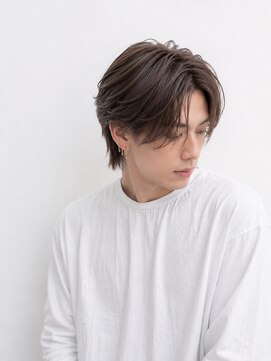 ベル 新宿(Belle) ナチュラルセンターパート　カルマパーマ　センターパート