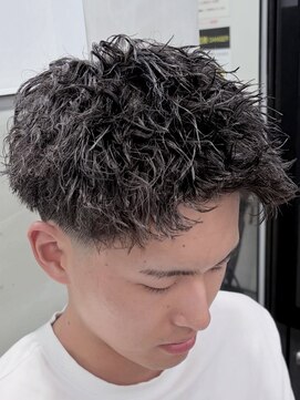 アクロ 中町店(ACRO) 広島/メンズパーマ/ピンパーマ/スパイキーショート/フェード