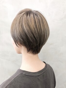 ソーコ 渋谷(SOCO) *イルミナカラー丸みエッジショート<徳竹>