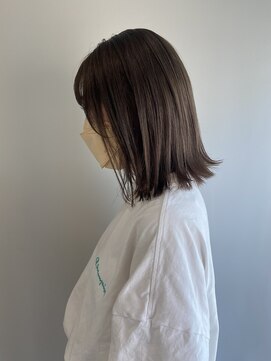 クイントネオリーブ 自由が丘正面口店(quint:neolive) 透け感ダークベージュ