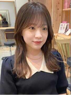 アンガーデン(Une GARDEN) レイヤーロング/グレージュ/グレーベージュ/ アッシュ/顔周り