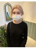 ホワイトベージュ