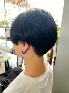 シャロン(SHARON) 【SHARON原宿】ナチュラルセンターパート×ナチュラル刈り上げ