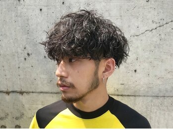 ツーダブルバイフィフス 西梅田店(WW.. by fifth)の写真/《人気メンズサロン”fifth”とのコラボサロン》クオリティの高いツイストスパイラルパーマが学生に人気◎