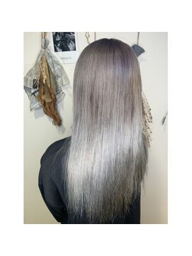 ニューヨークニューヨーク 大久保店(NYNY) ケアブリーチで作る透明感グレージュ