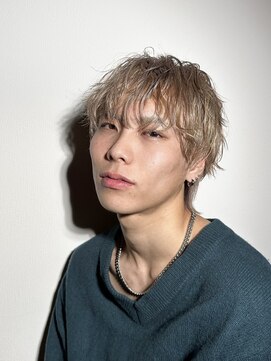 ロッカ 銀座中央通り店(LOCCA) 骨格診断ナチュラル　マッシュウルフ　メンズハイトーン