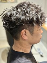 ホル(HOL)&nbsp;刈り上げパーマ