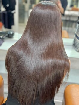 【天王寺駅徒歩5分】今までにないハイクオリティーな仕上がりに!縮毛矯正で自分史上最高の艶髪に