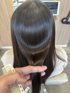 ツヤツヤ縮毛矯正