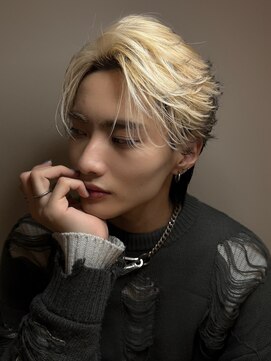 ロンド アンブル 四条烏丸(Lond ambre) 萱原大幹 センターパート/眉毛/短髪/メンズカット