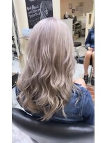 フィリア 東口店(Filea)&nbsp;white