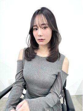 ヴェイン 渋谷(vain) ★くびレイヤー黒髪エモージュ小顔レイヤーロンググレーベージュ