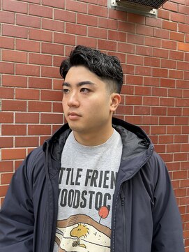 カムレイドフォーライフ(COMRADE 4 LIFE) ビジネスパーマ　メンズショート　担当松尾