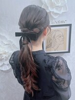 アトリエビューティーアミュ(atelier beauty AmU) 結婚式 二次会 パーティー お呼ばれ ポニーテール×ベロアリボン