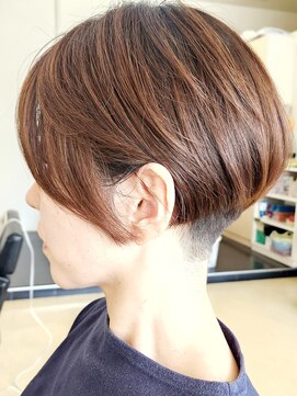 ヘアーメイクフォルム(hair make forum) #大人のショートカット　刈り上げスタイル