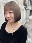 透明感グレージュとヴァイオレットの逆グラデーションミニボブ