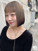 ヴォイス(VOICE)&nbsp;透明感グレージュとヴァイオレットの逆グラデーションミニボブ