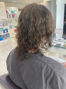 フェイバリットビューティシャルム(Favorite Beauty Charme) ニュアンスパーマ×長髪男子×くせっ毛風パーマ×上大岡駅近く
