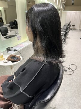 リー 尼崎(Lee) グレージュミディアムスタイル