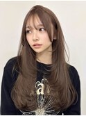 ミディアムレイヤーロングレイヤーカット顔周りオリーブベージュ