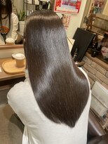 ヘアメイク シュシュ(Hair make chou chou) 小顔ヘア/簡単スタイリング/暗めカラー/顔周り/伸ばしかけヘア