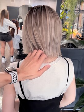 シェルヴ(XELVE) ミルクティーベージュハイライトバレイヤージュケアブリーチ