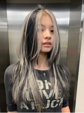 ヌル 原宿店(Null) オーダーメイド/ケアブリーチカラー/セクションカラー/姫ウルフ