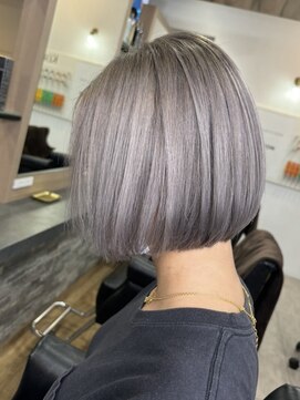 ラピス 横浜(Lapis) シルバーカラー