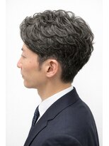 オールバーバー(OR BARBER)&nbsp;メンズ　ニュアンスパーマ　フェザーパーマ　理容室　40代