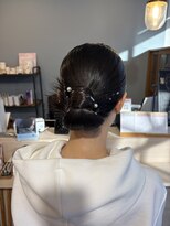 スアバイキキ(SuA by kiki.)&nbsp;ミディアムレイヤー/ハッシュカット/ワインレッド[千葉]