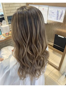 ハピネスフィール 宇治店(Happiness FEEL) バレイヤージュ グラデーション ベージュ 【happinessFEEL浦】